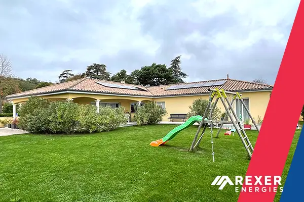 Photo n°5 de notre première installation à Sancé (Saône-et-Loire) chez notre client Bruno. Merci à nos poseurs Rexer Energies pour ce beau travail.