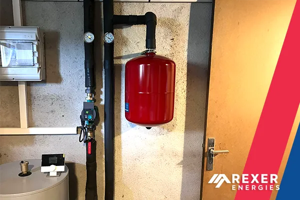 Nouvelle installation d'une pompe à chaleur air-eau Alezio M R290 De Dietrich dans la commune de Montsauche-Les-Settons (Nièvre) pour notre cliente Marie Madeleine. Merci pour votre confiance et bravo