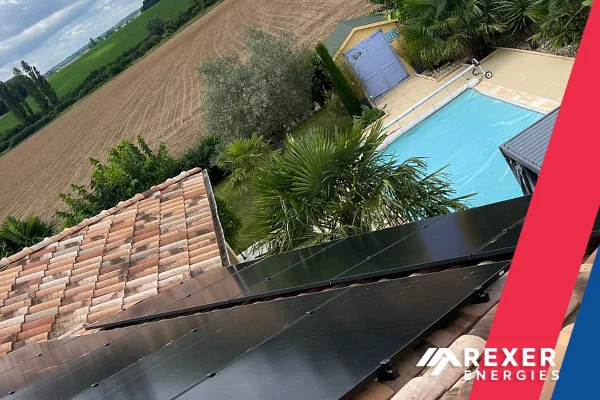 Très belle installation de panneaux photovoltaïques noires chez notre client Michèle habitant en région Bourgogne Franche Compté. Installation réalisée en Juillet 2024 - Photo 6