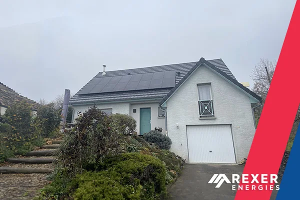 Installation 6 kwc - 16 panneaux solaires Dualsun Flash Black 375 avec 16 micro-onduleurs iQ8+ - pour notre client situé dans la charmante commune de Pelousey à Doubs (25) C'est une installation réali