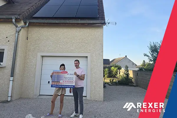 Photo de la nouvelle installation photovoltaïque chez Estelle àChampforgeuil (71). Installation Mardi 24 Juin 2025 - Photo Estelle et son mari