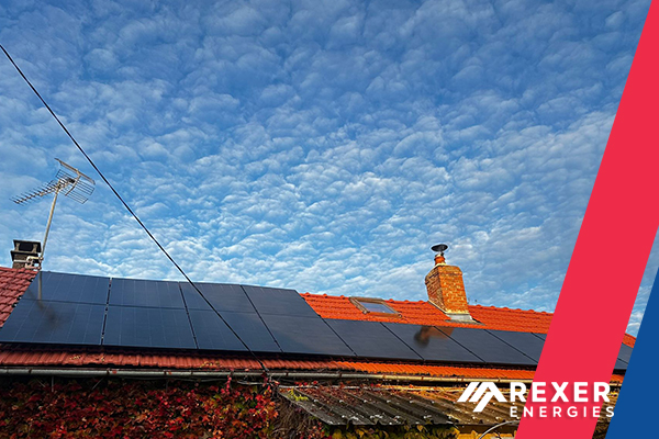 Mardi 05 Novembre 2024 - Belle installation photovoltaïque de 14 panneaux pour une puissance totale à 5,95 kWc à Touillon (département de la Côte d'Or). Merci Didier pour votre confiance.