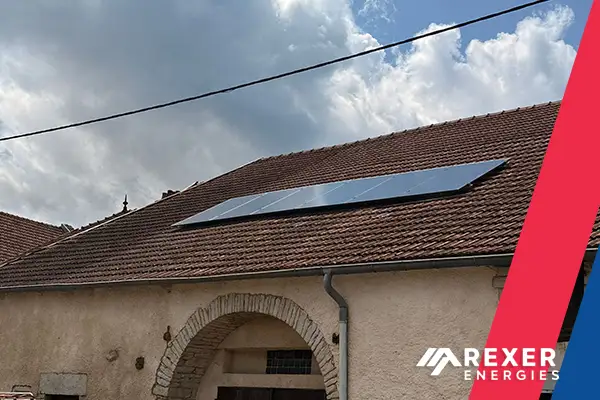 Photo n°3 de la pose photovoltaïque chez Laurent à Pontcey en Haute-Saône (Bourgogne-Franche-Comté) le 08 Juillet 2025 par les poseurs de Rexer Energies