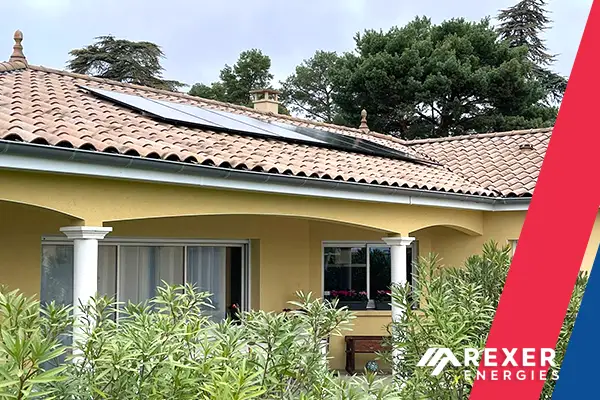 Photo n°1 de notre première installation à Sancé (Saône-et-Loire) chez notre client Bruno. Merci à nos poseurs Rexer Energies pour ce beau travail. 