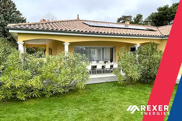 Photo n°4 de notre première installation à Sancé (Saône-et-Loire) chez notre client Bruno. Merci à nos poseurs Rexer Energies pour ce beau travail. 