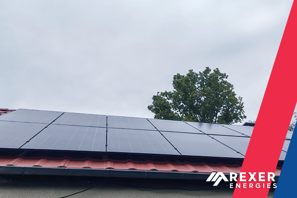 Nous terminons ce mois de Septembre 2024 avec une petite installation photovoltaïque chez Christine dans le département d'Ouroux-sur-Saone. Merci pour votre confiance Christine. Une belle installation signée Rexer Energies