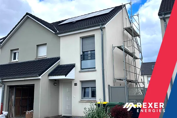 Rexer Energies réalise une belle installation photovoltaïques avec des panneaux Dualsun 500 TopCon dans la commune de Fameck en Moselle (54). Bravo aux poseurs et un grand merci à Bruno pour sa confiance. Date installtion le 04 Juin 2026 par les poseurs de Rexer Energies et le commercial Cédric Bonnin Rexer Energies réalise une belle installation photovoltaïques avec des panneaux Dualsun 500 TopCon dans la commune de Fameck en Moselle (54). Bravo aux poseurs et un grand merci à Bruno pour sa confiance. Date installtion le 04 Juin 2026 par les poseurs de Rexer Energies et le commercial Cédric Bonnin