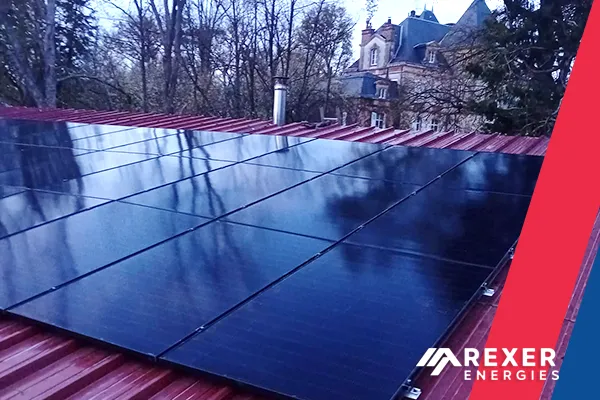 Nous avons accompagné Olivier dans la concrétisation de son projet pour réduire sa facture énergétique et mieux consommer son énergie disponible, avec l’installation d’une centrale photovoltaïque de 15 kWc avec des panneaux Dualsun et un onduleur centralisé Huawei. Pose réalisée dans la  commune de Maux (58)