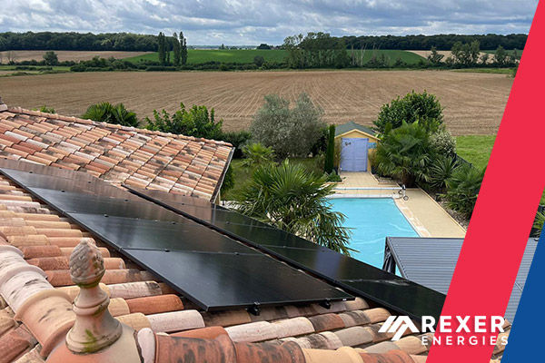 Très belle installation de panneaux photovoltaïques noires chez notre client Michèle habitant en région Bourgogne Franche Compté. Installation réalisée en Juillet 2024