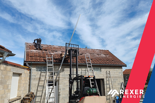 Photo de notre installateur Olivier pendant l'installation chez notre client Sébastien à Schirrhein